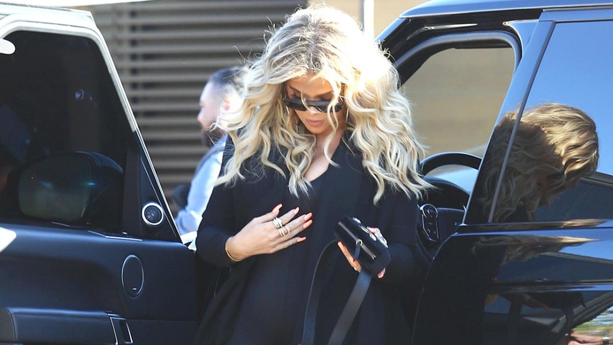 Khloe Kardashian in Tight Spandex