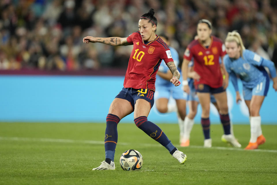 Spain's Jennifer Hermoso misses to score a penalty during the final of Women's World Cup soccer between Spain and England at Stadium Australia in Sydney, Australia, Sunday, Aug. 20, 2023. (AP Photo/Rick Rycroft)