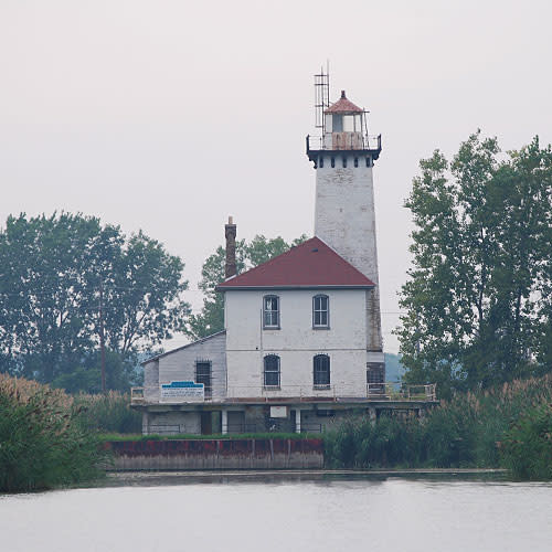 Saginaw River Rear Range Lighthouse: Bay City, Michigan