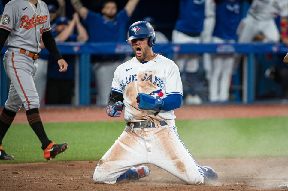 ORIOLES-AZULEJOS (AP)