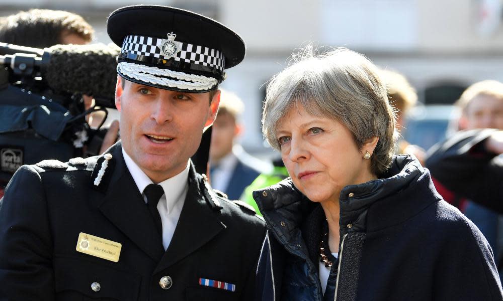 Wiltshire police’s chief constable, Kier Pritchard, with Theresa May