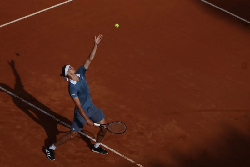 German tennis player Alexander Zverev in action against Chile's Nicolas Jarry during their Men's singles final tennis match at the Italian Open tennis tournament in Rome. Marco Iacobucci/Ipa Sport/IPA via ZUMA Press/dpa