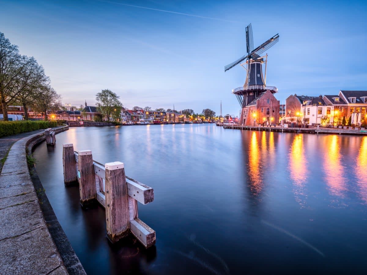 The Binnen Spaarne Canal running through Haarlem in the Netherlands (Getty/iStock)