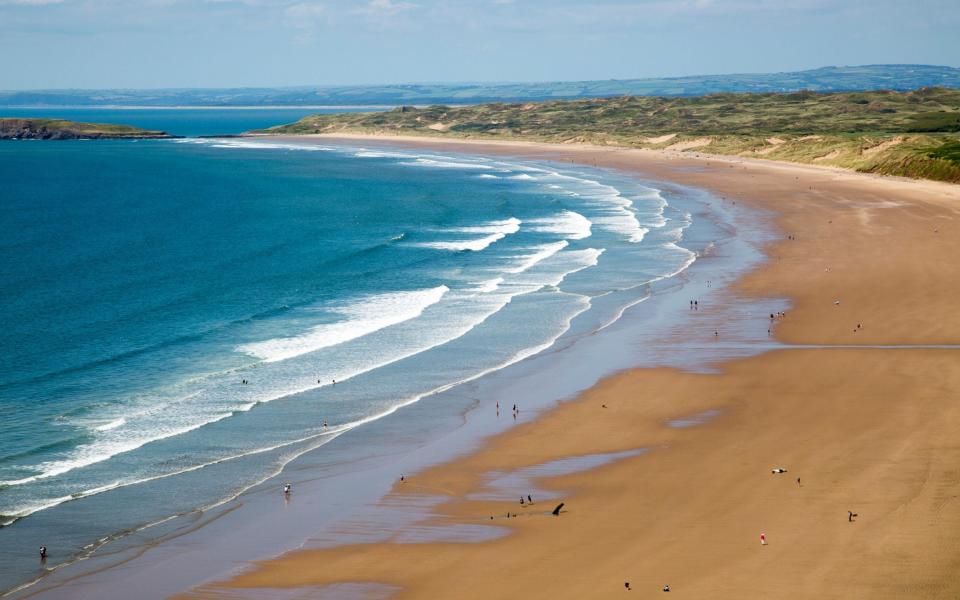  Rhossili beach, Gower peninsula, near Swansea, South Wales, UK surfing holidays - Alamy