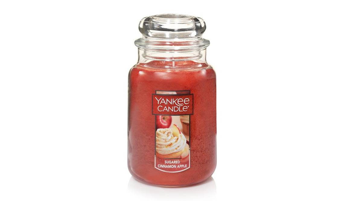 Fill your home with the warming scent of cinnamon apple with a hint of vanilla.