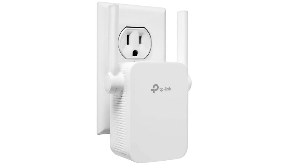 TP-Link N300 WiFi Extender (Photo: Aamzon)