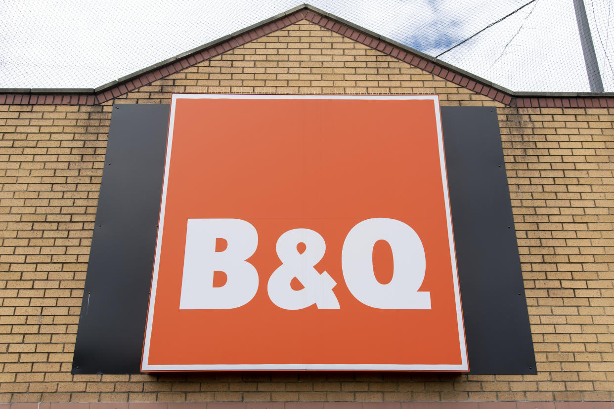 LONDON, UNITED KINGDOM - 2020/08/04: A DIY store B&Q logo at a branch in London. (Photo by Dave Rushen/SOPA Images/LightRocket via Getty Images)