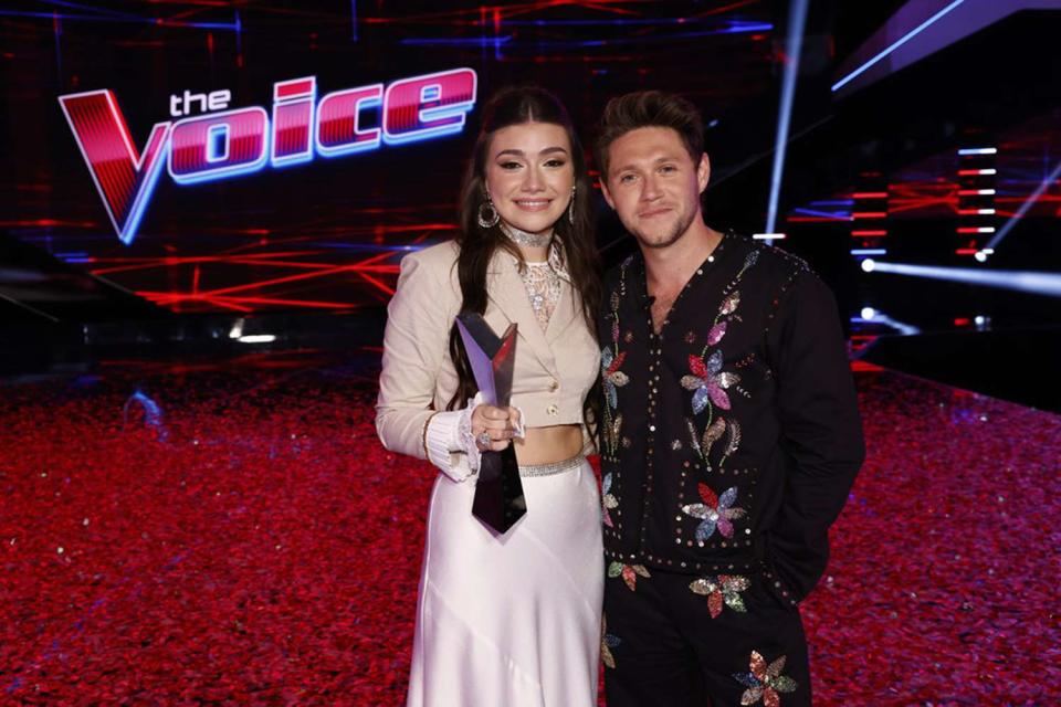 &lt;p&gt;Trae Patton/NBC&lt;/p&gt; Gina Miles and Niall Horan