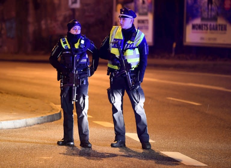 Policías en Hamburgo