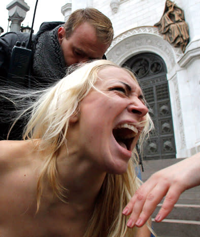 <b>WOMEN'S REVOLUTION 2017 </b><br> The professed goals of the organization are ‘to shake women in Ukraine, making them socially active; to organize in 2017 a women's revolution’. Core members are girl students aged between 18 and 20 years; male members are few. The group comprises some 20 topless activists and 300 fully clothed members in Kiev, the Ukrainian capital. Some of them say that FEMEN activities have distanced them from their families. (Wikipedia)