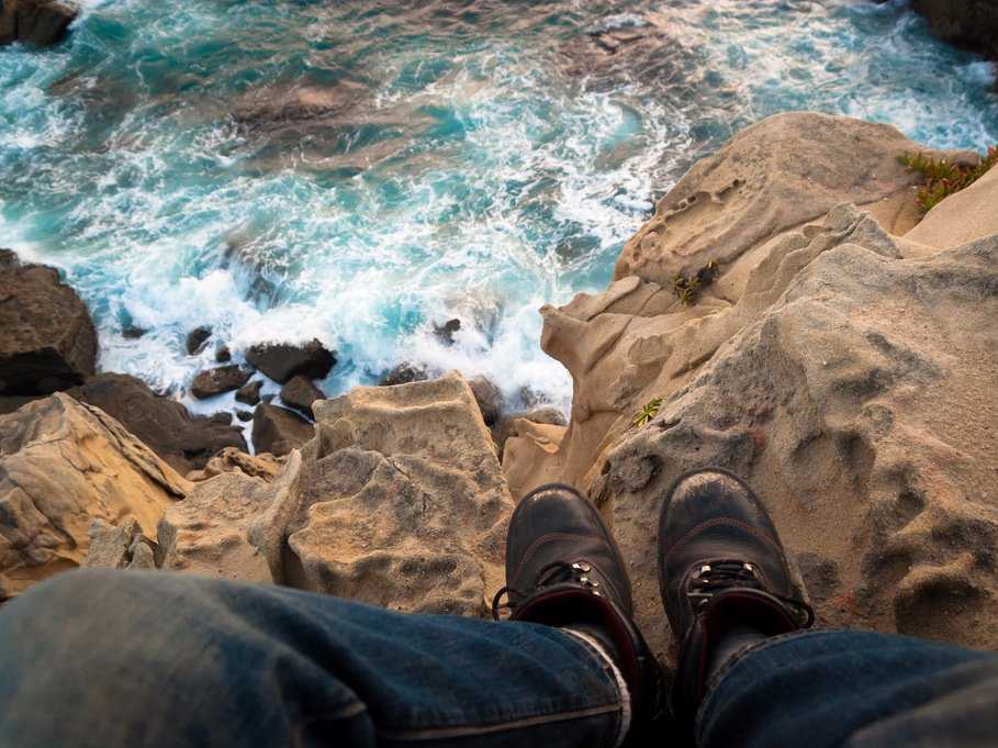 feet cliff edge