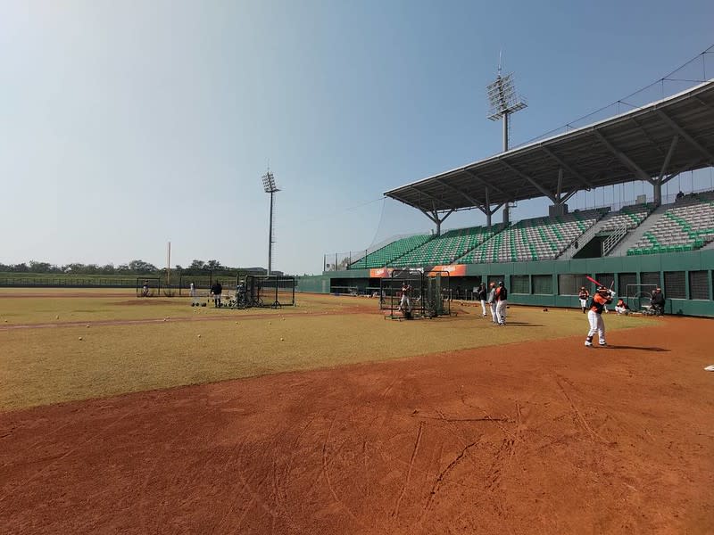 統一獅春訓在和順寮亞太棒球村副場。（圖／記者蕭保祥攝）