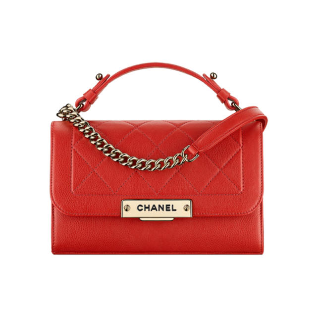 The New Chanel Handbag Every Fashion Girl Is Buying