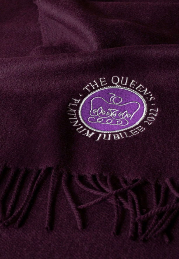 Queen's Platinum Jubilee Scarf