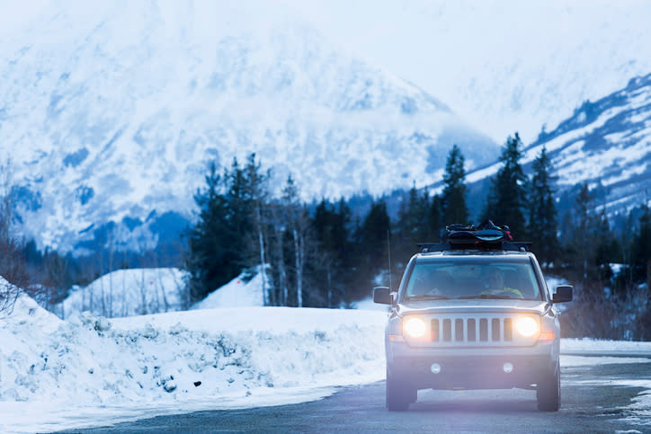 Conducir con suavidad, clave para evitar accidentes en invierno. Foto: Michael DeYoung/Getty Images