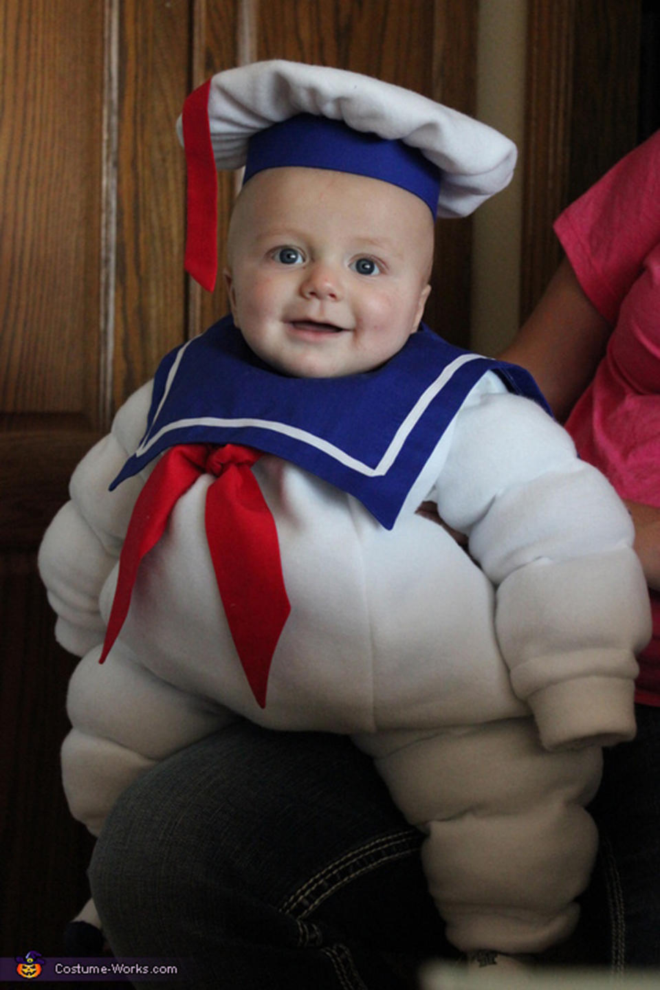 <a href="http://www.costume-works.com/stay_puft_marshmallow_man.html" target="_blank">via Costume-Works</a>