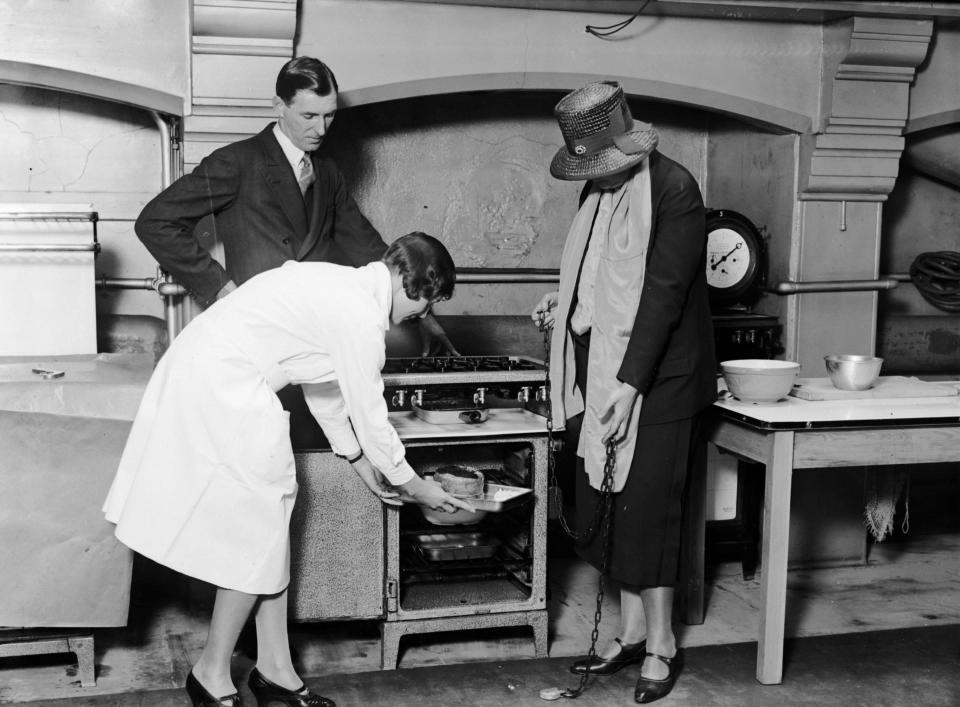 Radiation gas cooker - Getty