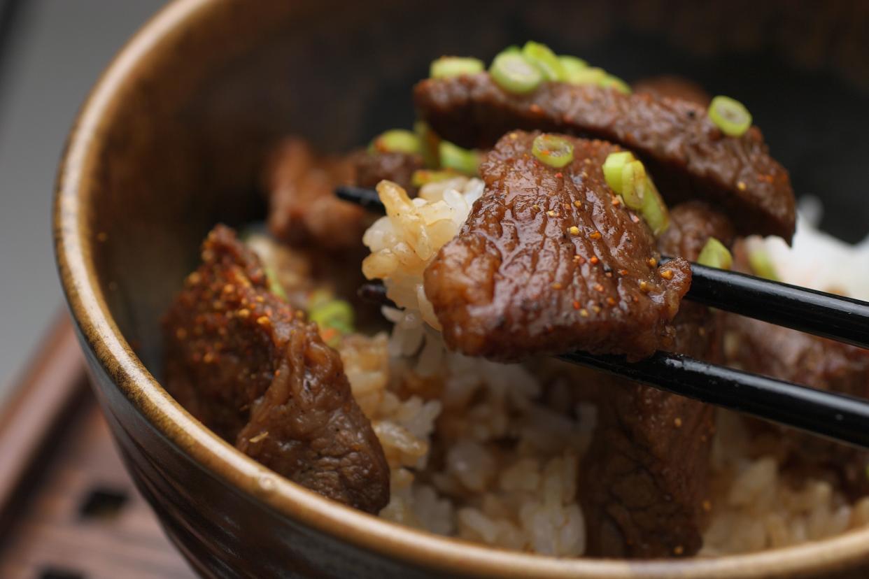 Yakiniku bowl、sustaining food.