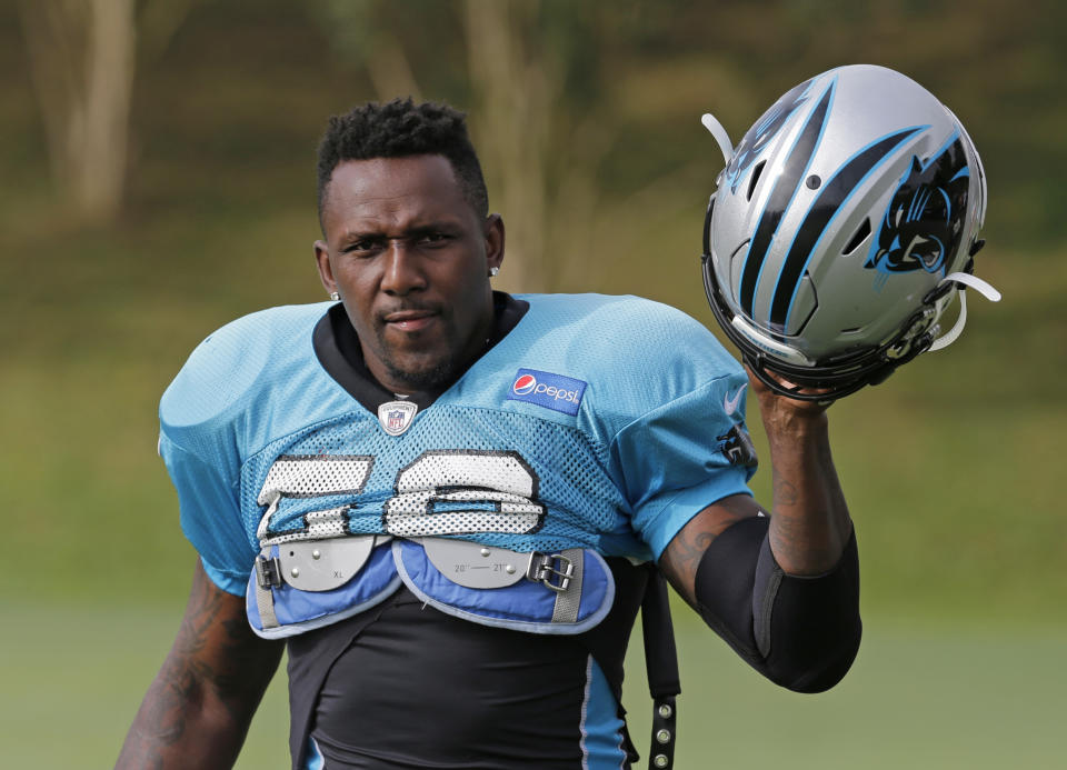 Panthers LB Thomas Davis said he’d welcome Colin Kaepernick to the team if Carolina needed him. (AP)