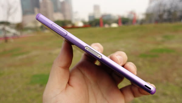 絕美色調 質感出眾 Sony Xperia Z3 微薰紫開箱