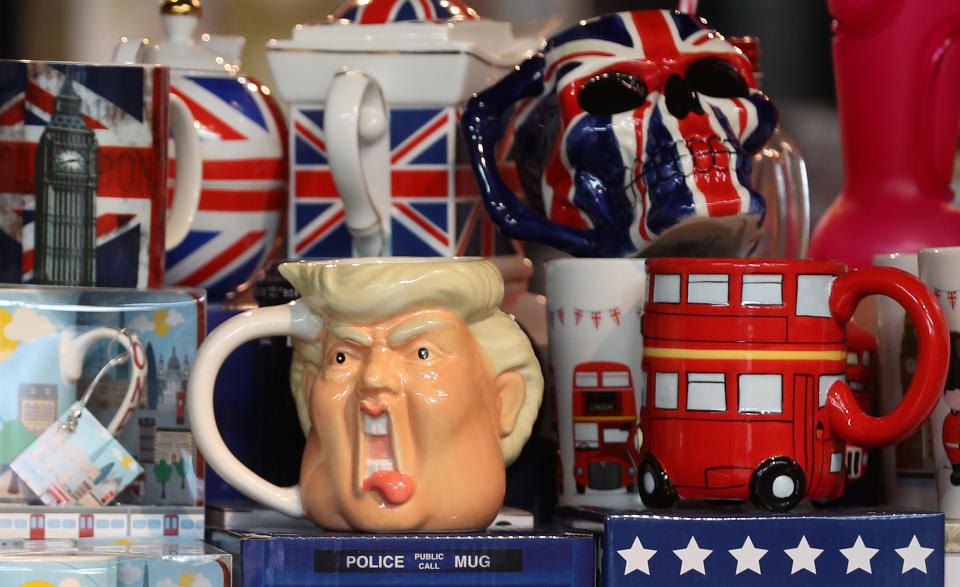 <p>A tankard depicting the face of U.S. President Donald Trump is displayed in a souvenir shop in central London, Britain July 11, 2018. (Photo: Simon Dawson/Reuters) </p>