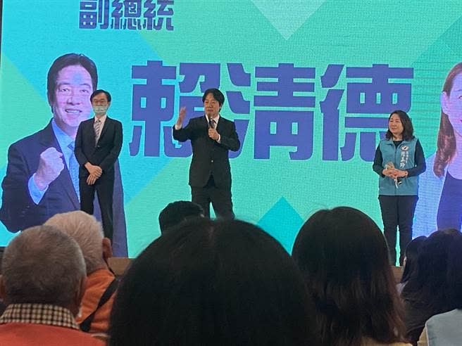 副總統賴清德傍晚到南投縣名間鄉，出席民進黨「四不同意」公投宣講，請民眾一定要出來投不同意票。（馮惠宜攝）