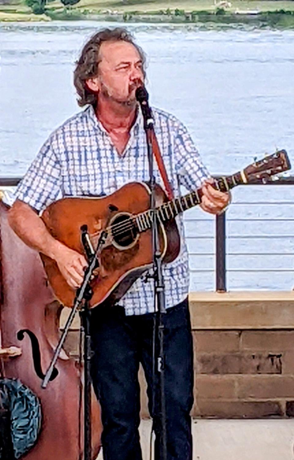 Dan Tyminski, the man of constant sorrow, headed up the most joyful and talented bluegrass romp imaginable with his 1946 Martin D-28 dreadnought.