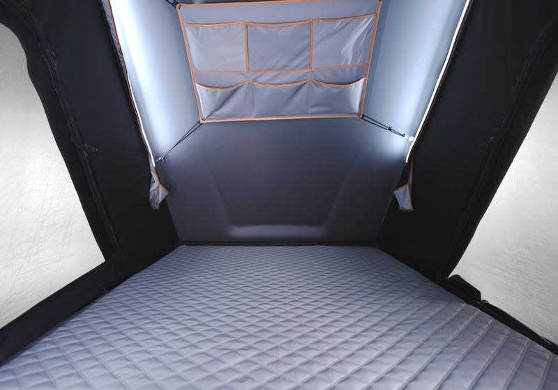 This is the interior of the Falcon EVO 3 XL - Photo: Roofnest