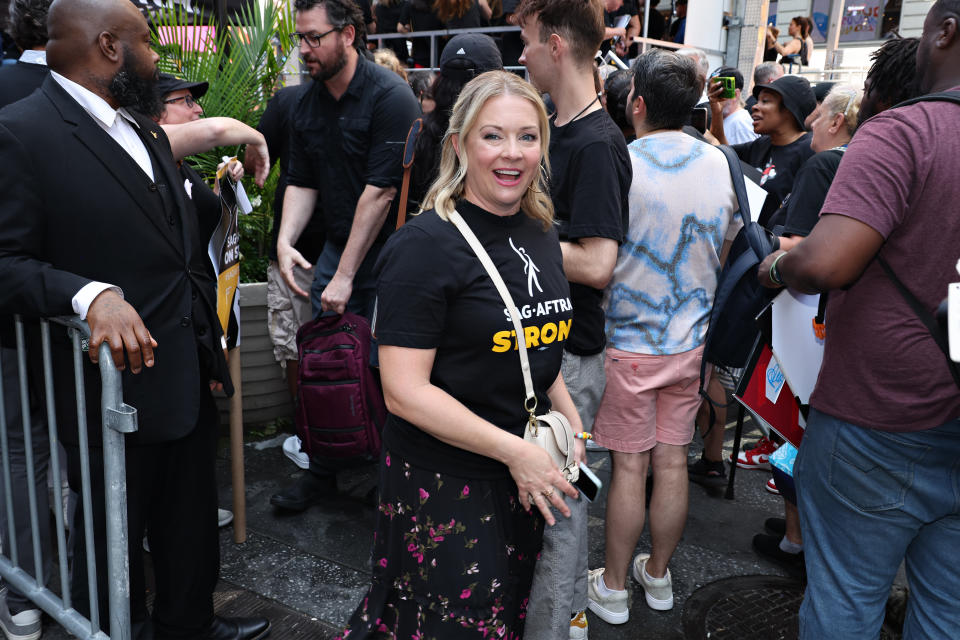 NEW YORK, NEW YORK - JULY 25: Melissa Joan Hart attends as SAG-AFTRA members hold 