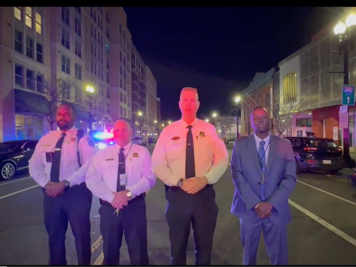 Miembros del Departamento de la Policía Metropolitana hicieron un anuncio tras el incidente ocurrido en cercanías de la Casa Blanca (Departamento de la Policía Metropolitana)