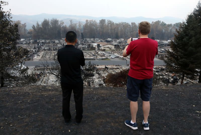 Destruction seen after wildfires in Oregon