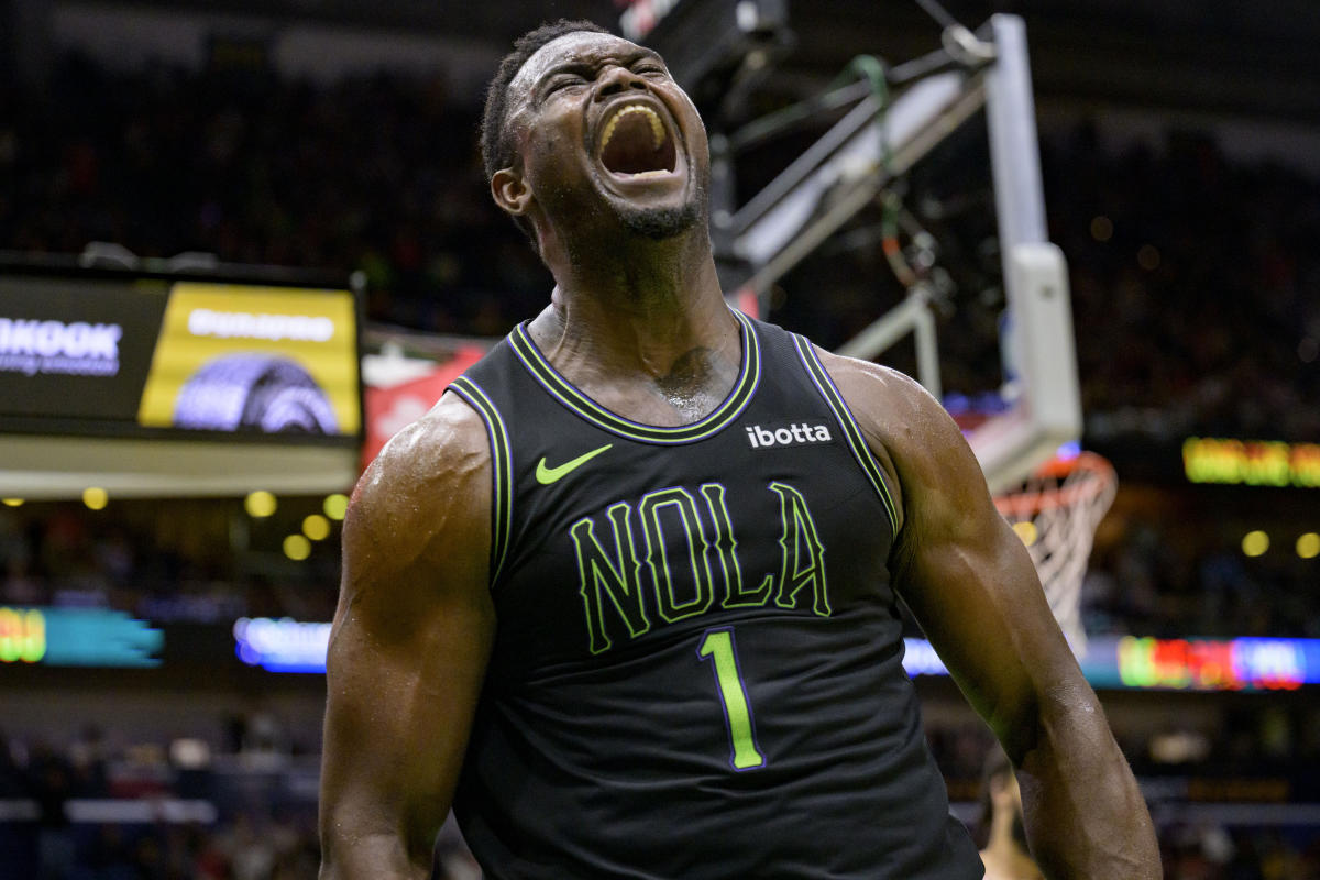 Zion Williamson continues Pelicans' hot streak with dunk of the year candidate