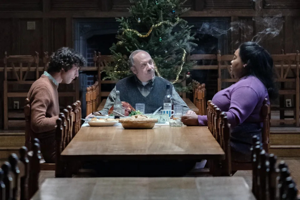 Dominic Sessa, Paul Giamatti and DaVine Joy Randolph in The Holdovers.