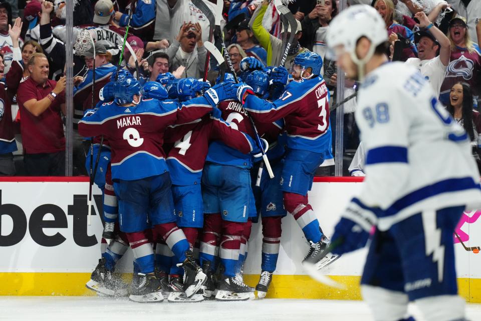 Game 1: The Colorado Avalanche celebrate Andre Burakovsky's game-winning goal in overtime.