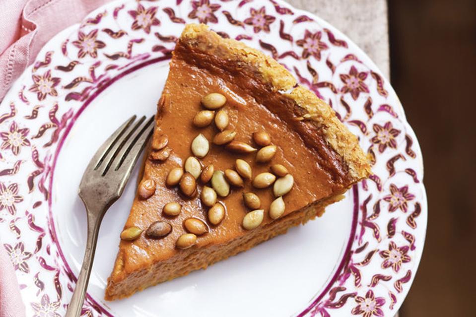 Fresh Pumpkin Pie with Salty Roasted Pepitas