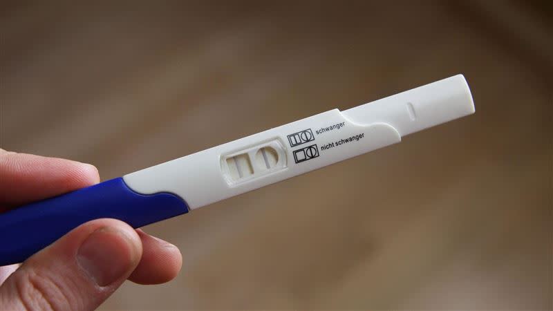 林思宏分享，一名女子要驗孕，提供的檢體竟是一杯大便。（示意圖／pixabay）