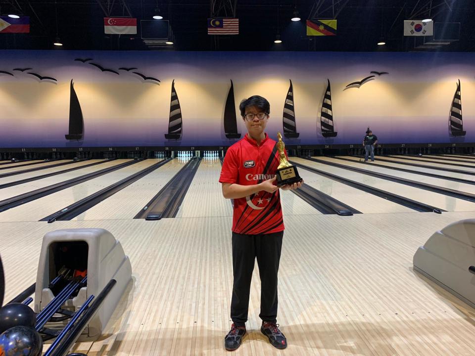 National youth bowler Peter Khor winning the Sarawak Open (PHOTO: Singapore Bowling Federation)