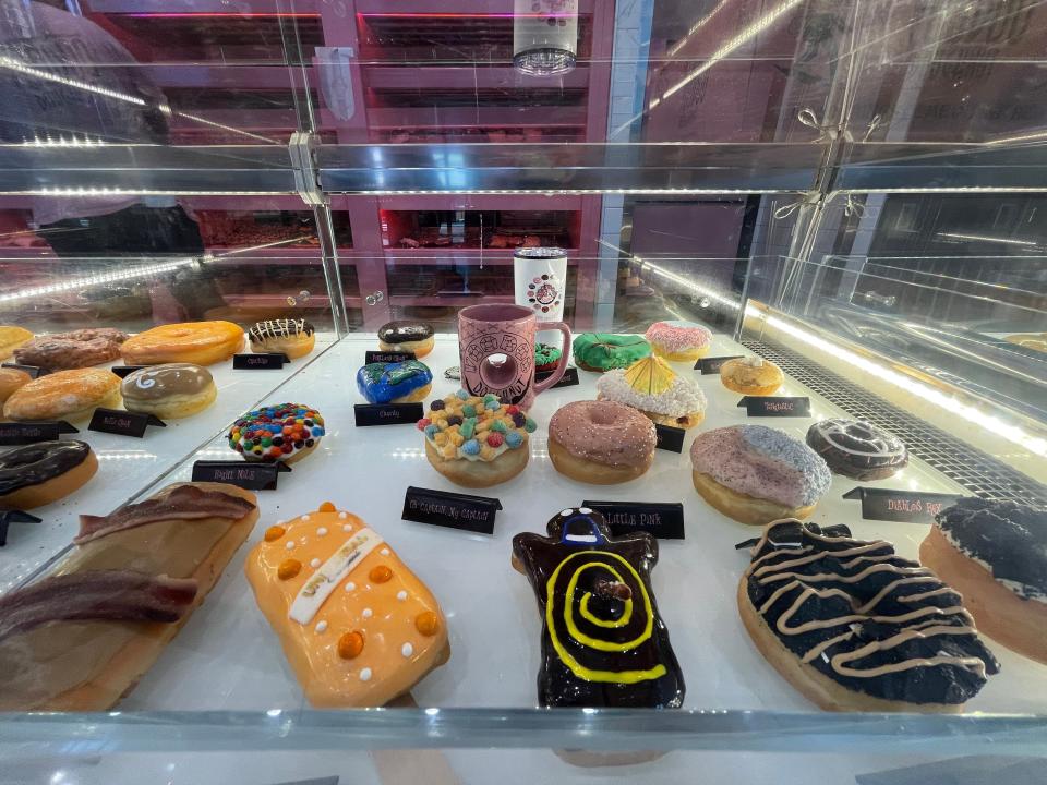 tray of donuts at voodoo doughnuts at universal orlando