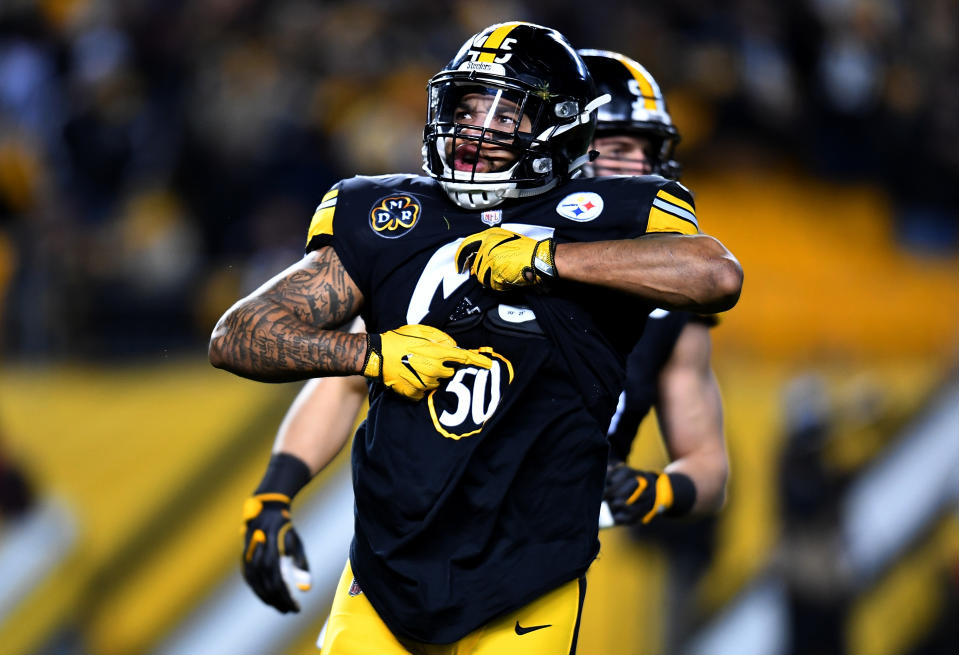 <p>Roosevelt Nix-Jones #45 of the Pittsburgh Steelers shows off a shirt honoring Ryan Shazier #50 in the first quarter during the game against the Baltimore Ravens at Heinz Field on December 10, 2017 in Pittsburgh, Pennsylvania. (Photo by Joe Sargent/Getty Images) </p>