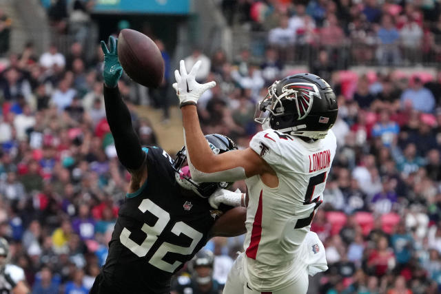 WATCH: Falcons WR Drake London scores TD in London