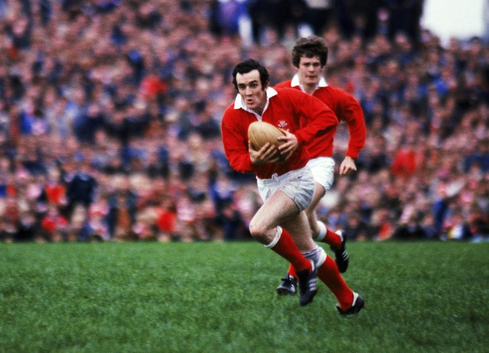 Bennett won 29 caps for Wales between 1969 and 1978  (Getty Images)