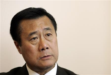 California State Senator Leland Yee (D-San Francisco) talks in his office about the state's budget impasse in San Francisco, California in this July 3, 2009, file photo. REUTERS/Robert Galbraith