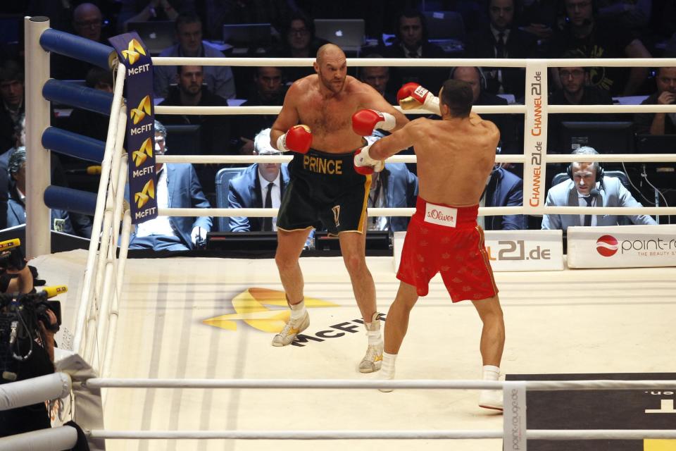 Boxing - Wladimir Klitschko v Tyson Fury WBA, IBF & WBO Heavyweight Title's - Esprit Arena, Dusseldorf, Germany - 28/11/15 Tyson Fury in action against Wladimir Klitschko during the fight Reuters / Ina Fassbender Livepic