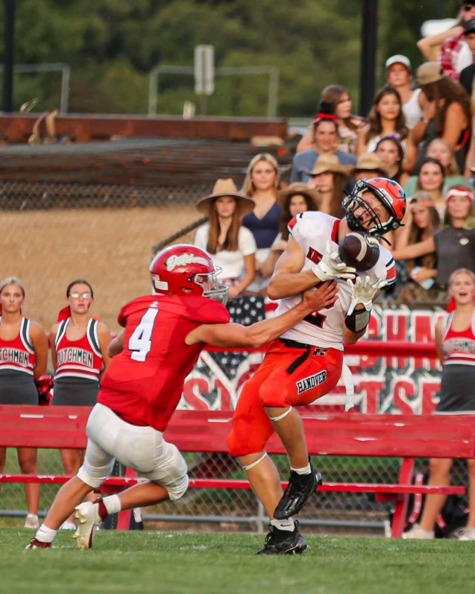 Joey Wilkinson (2) catches a deep pass as Cael Harter (4) defends. The Annville-Cleona Dutchmen played host to the Hanover Nighthawks in a non league football game Friday August 25, 2023. AC defeated Hanover 52-19.
TRAVIS BOYD, For GameTimePA