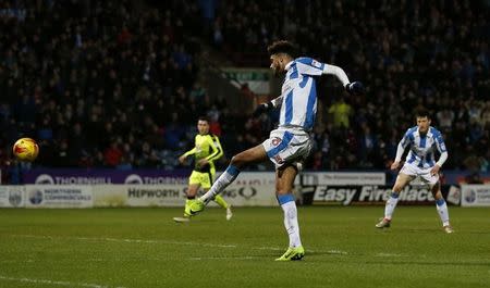 Britain Football Soccer - Huddersfield Town v Reading - Sky Bet Championship - The John Smith's Stadium - 21/2/17 Philip Billing scores the first goal for Huddersfield Town Mandatory Credit: Action Images / Ed Sykes