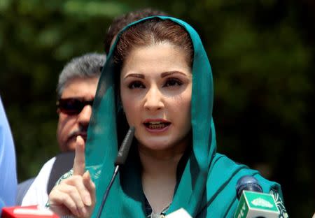 FILE PHOTO: Maryam Nawaz, the daughter of Pakistan's Prime Minister Nawaz Sharif gestures as she speaks to media after appearing before a Joint Investigation Team (JIT) who is investigating Sharif family's wealth in Islamabad, Pakistan July 5, 2017. REUTERS/Faisal Mahmood/File Photo