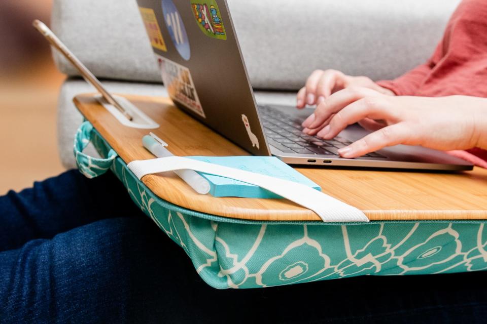 Lap desk