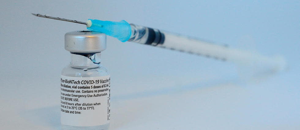 Le vaccin Pfizer peut être conservé pendant un mois, selon l'EMA.
