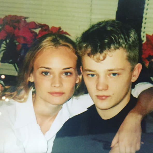 Wow, was für eine Schönheit! Der deutsche Hollywood-Star Diane Kruger zeigte bei Instagram jetzt ein Foto aus seiner Teenager-Zeit und man versteht sofort, warum die Blondine vor ihrer Schauspielkarriere als Model erfolgreich war. In ihrem Arm hält sie übrigens weder Leonardo DiCaprio, noch Justin Timberlake. Der fesche Junge ist ihr Bruder Stefan. (Bild: Instagram: Diane Kruger)