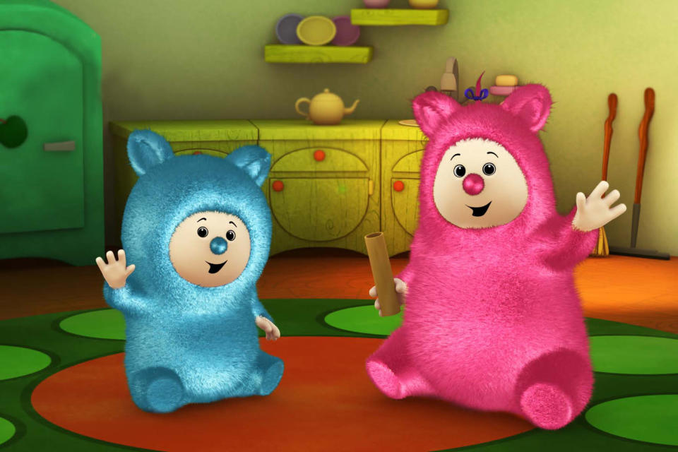 Para los niños, es natural jugar con los objetos que encuentran a su alrededor. El objetivo de BabyTV con esta serie es recordar a los padres lo mágico e importante que es el juego para los niños y lo valioso que es apoyarlos y alentarlos a que usen su imaginación y creatividad para divertirse.